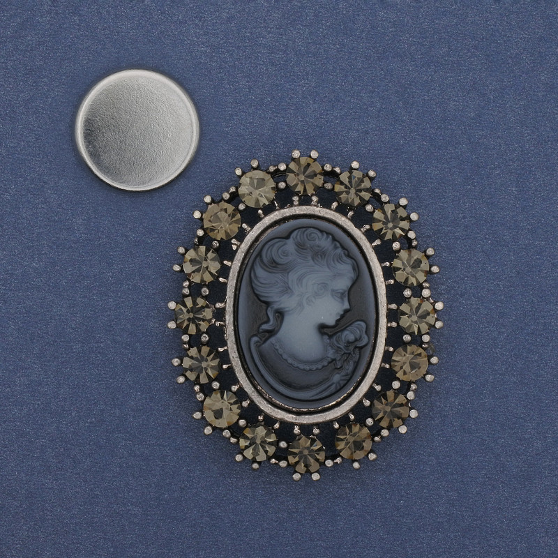 Cameo-style brooch on a magnet “Lady” with rhinestones silver-tone metal 43x35 mm +