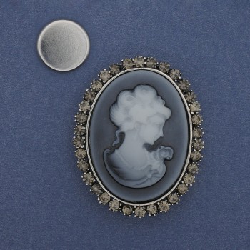 Cameo Dame magnetic brooch, rhinestones, silver-tone metal 50x40mm +