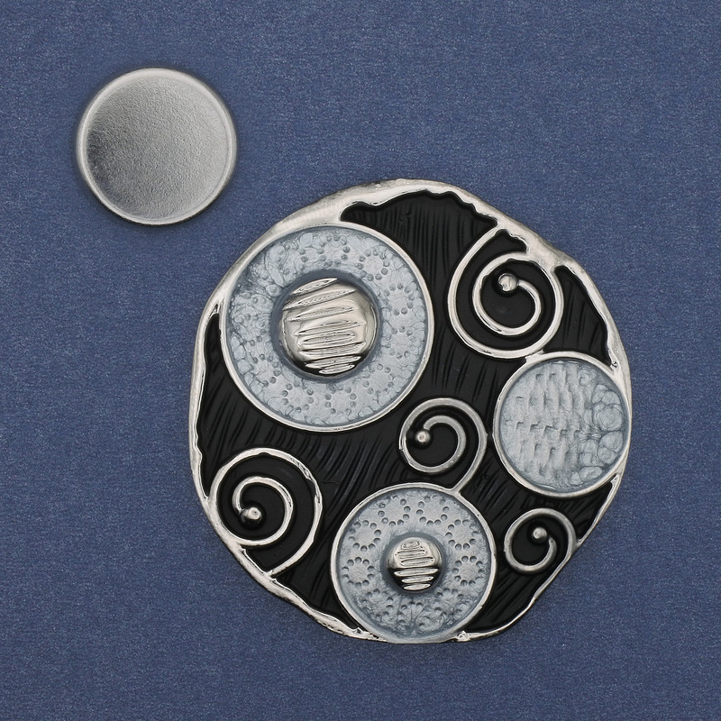 Brooch on a magnet "Accent" enamel silver-colored metal 45 mm+