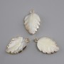 Mother-of-pearl pendant leaf in a setting, diameter 20×13 mm+