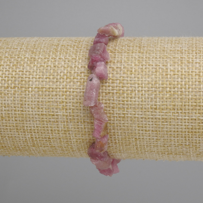 Tourmaline bracelet, unprocessed stone, diameter 4-10x5, 5-8mm+-, length 18cm +- stretch
