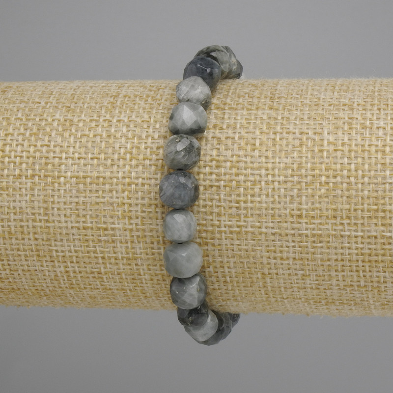 Hawk's Eye bracelet, faceted cubic beads, diameter 7–8 mm ±, length 18 cm ± on stretch