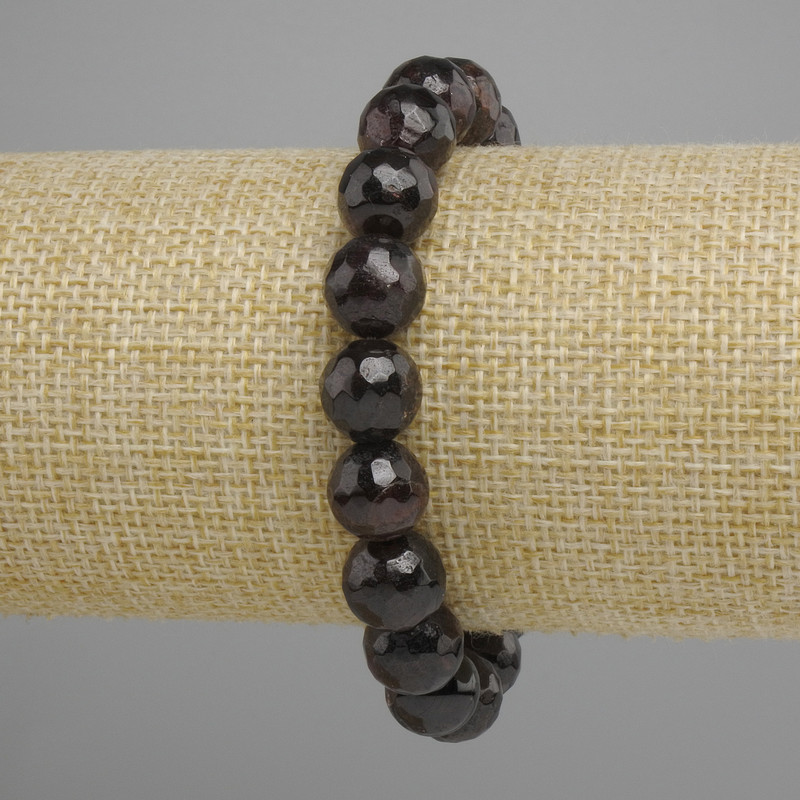 Garnet bracelet faceted bead, diameter 10.5 mm ±, length 18 cm ± (stretch)