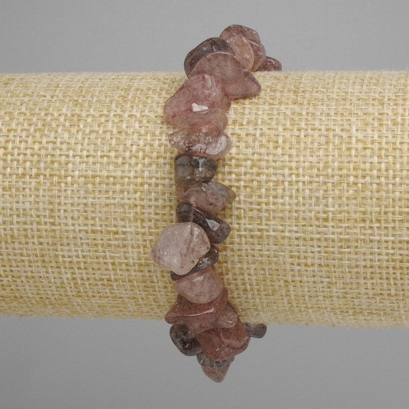 Bracelet Strawberry Quartz Crushed Stone, Diameter 7-16x5-8, 5mm ±, Length 18cm ± stretch