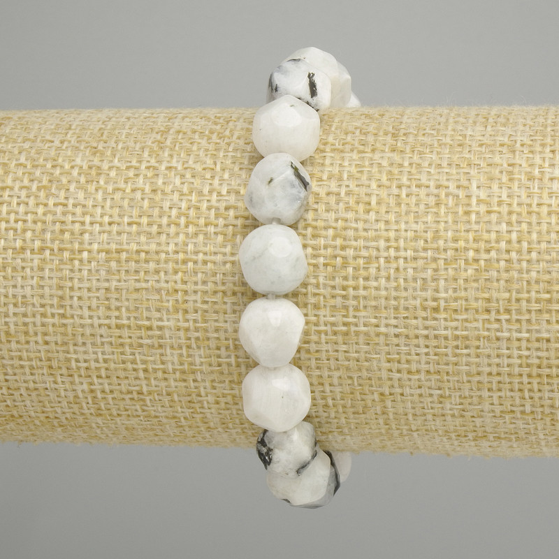 Adular bracelet faceted, diameter 10x9mm +- , length 18cm +- stretch