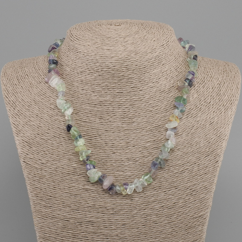 Necklace Fluorite rubble, diameter 5–12x3–5mm +/-, length 45cm +5cm extending chain
