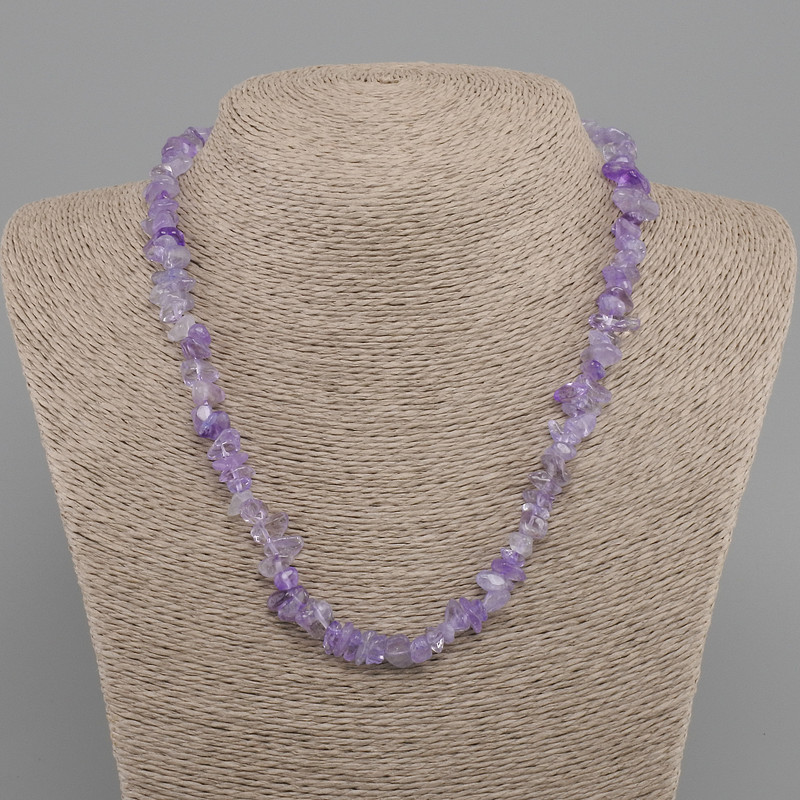 Necklace Amethyst chips, diameter 6–10x3–8mm +/-, length 45 cm +5 cm extension chain