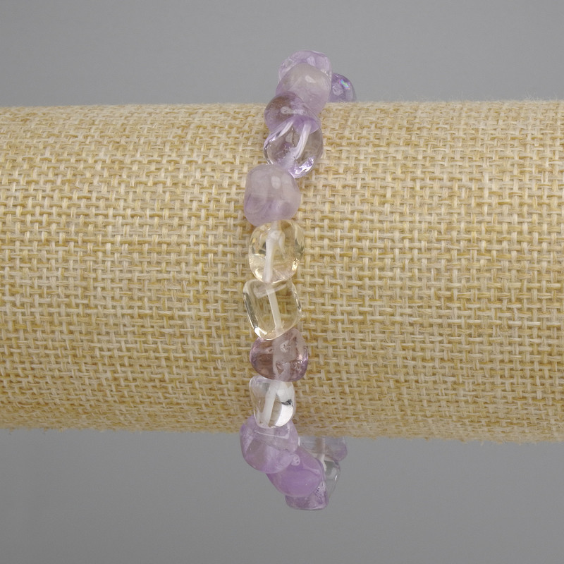 Amethyst tumbled bracelet, diameter 7, 5-9-8-9mm +- , length 18cm +- stretch