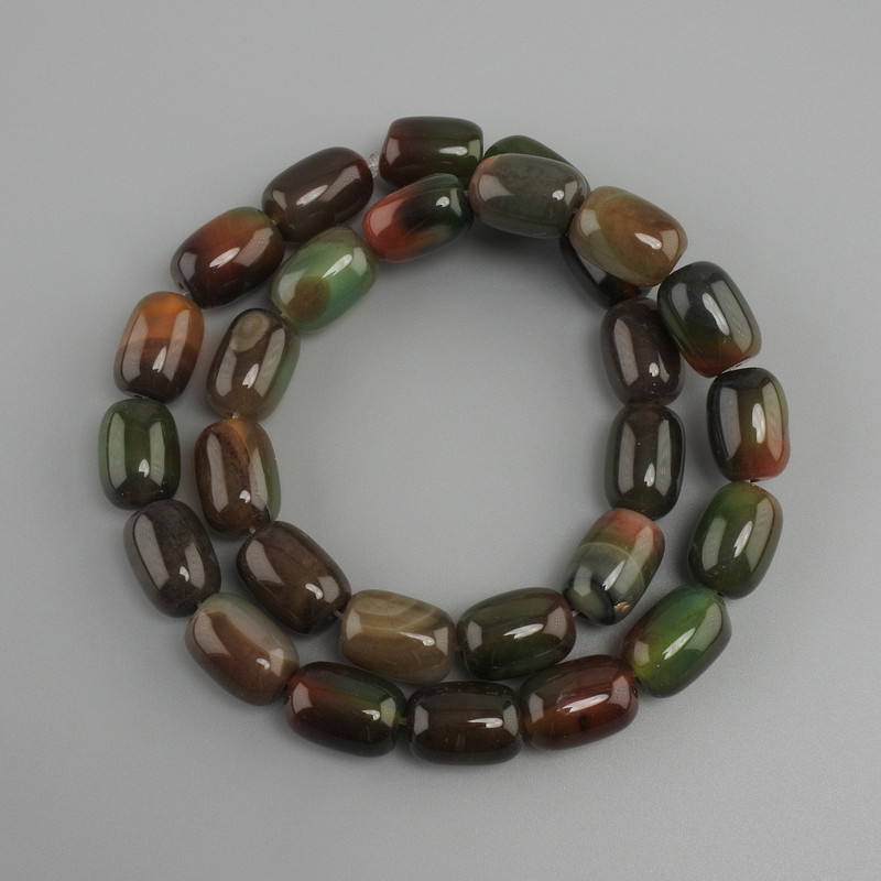 Agate barrel beads, diameter 14x10mm +/-, length 39cm +/-, on a thread