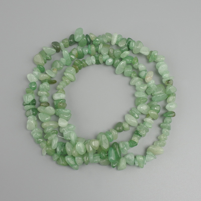 Jadeite chip beads, diameter 6-11x3-6, 5mm+-, length 78mm+-, on nylon thread