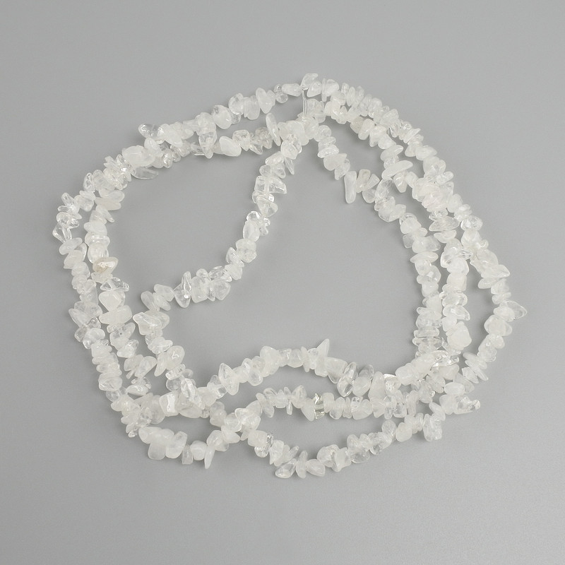 Rock crystal beads, crystal chips, diameter 5-9x2-3, 5mm+-, length 78cm+- on a fishing line