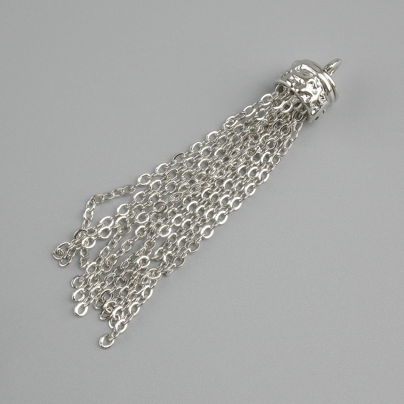 Price per 1 pc. Pendant Chain links silver-colored metal, diameter 8mm +/- , length 50mm +/-