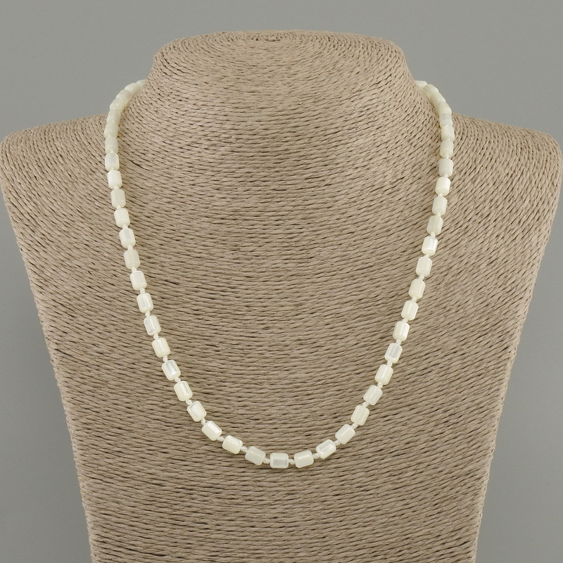 Mother-of-pearl necklace cylinder, diameter 6x5mm +- , length 50cm +- with clasp