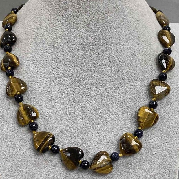 Necklace Tiger's Eye heart 15mm+- Aventurine Night Cairo bead 6mm+- , length 45cm+- with clasp