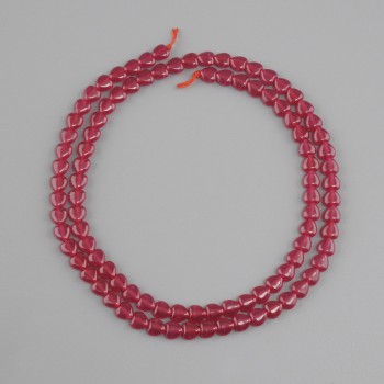 Ruby (corundum) heart beads, diameter 4 mm±, strand length 39 cm±