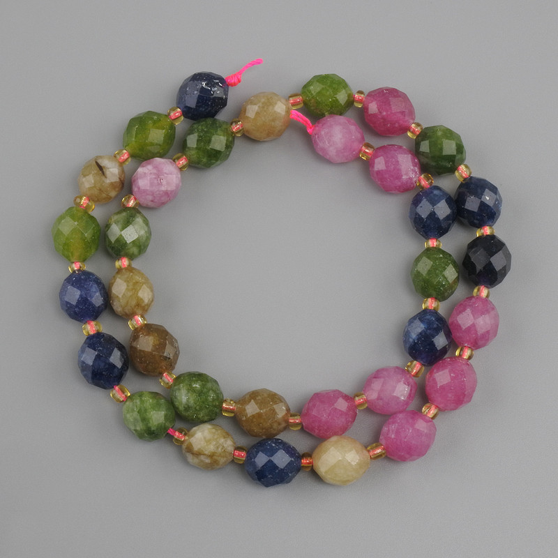 Tourmaline beads faceted grain, diameter 10×9 mm +- seed beads 3 mm +- length 38 cm +-