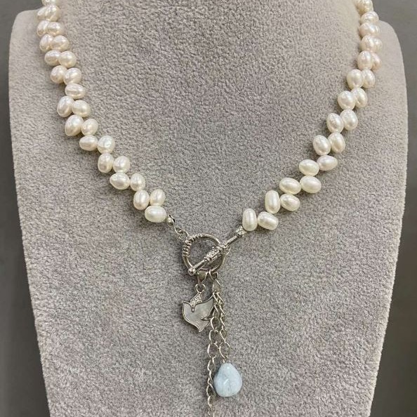 Necklace River Pearls Oval Butterflies, diameter 6.5-7.5x4.5-5.5 mm ± with pendants, length 50 cm + toggle