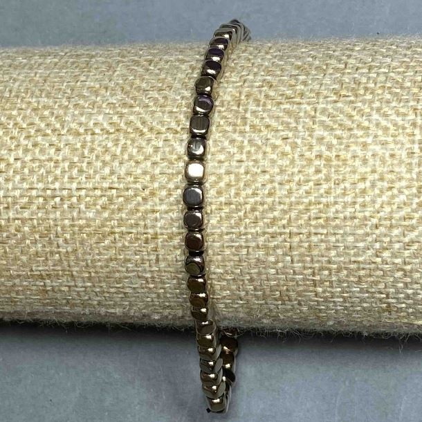 Hematite bracelet cube, diameter 4×4mm ± color gold, length 18cm ± stretch