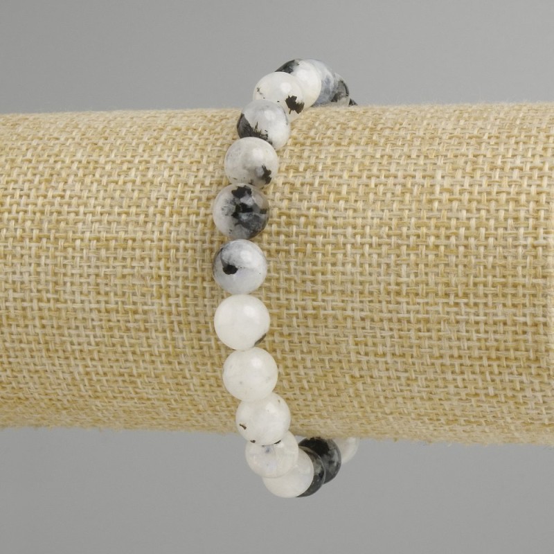 Adularia bracelet smooth bead, diameter 8mm+/-, length 18cm +/- stretch
