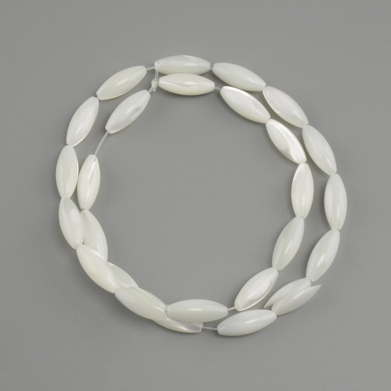 Mother-of-pearl beads "grain", diameter 15x6mm ±, length 39cm ± on a thread