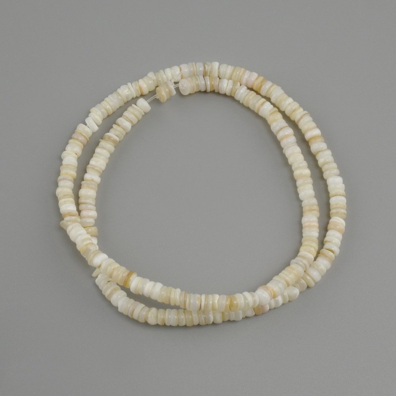 Beads of scapharca abalone shell rondelle, diameter 4×1, 5–2 mm ±, length 38 cm ± on fishing line