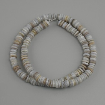 Scafarus shell beads in rondelle shape, diameter 6x1, 5-2mm+- , length 39cm+- on a nylon thread