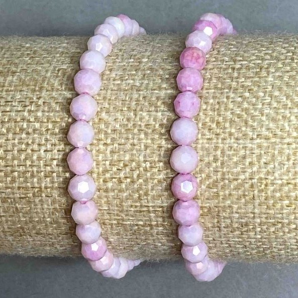 Bracelet Czech crystal faceted bead 6mm +-, length 18cm +- stretch