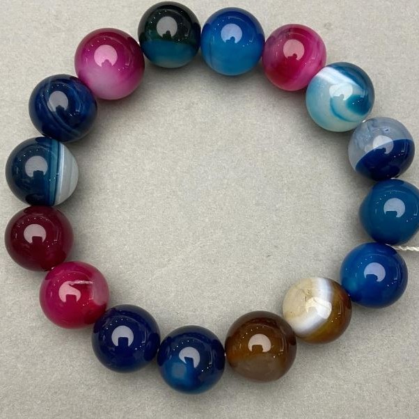 Agate bracelet smooth bead 12mm +/-, length 18cm +/-, stretch