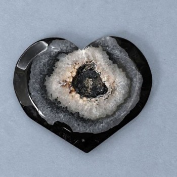 Agate heart souvenir with a geode 52×64 mm ± weight 87 g