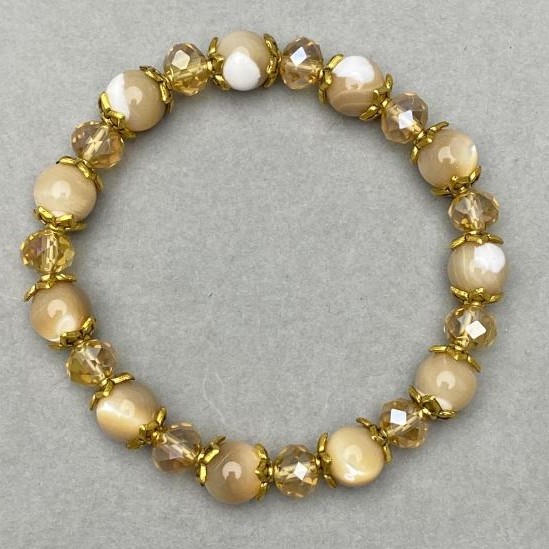 Bracelet Pearl smooth bead 8mm± Czech crystal rondelle 8x6mm± length 18cm± stretch