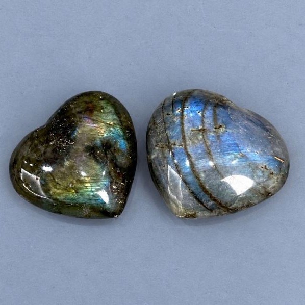Labradorite souvenir stone in the shape of a heart 48-51x44-46 mm ± weight 136 g price per pair