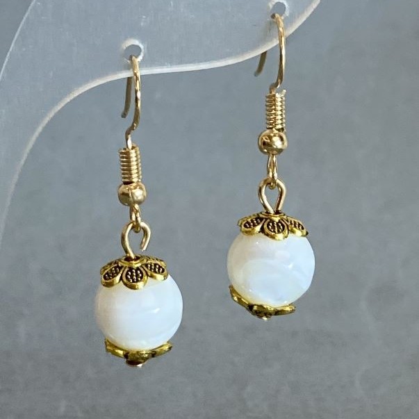 Earrings Pearly smooth ball 10mm+- , length 33mm+-