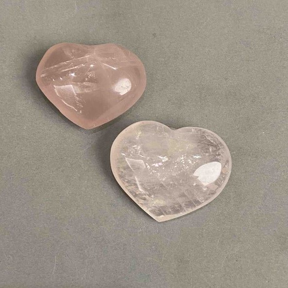Pair Hearts Rose Quartz souvenir natural stone, diameter 45-48x35-40mm+-85g