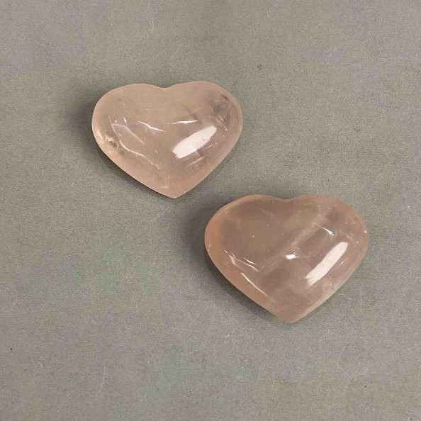Pair Hearts Pink Quartz souvenir natural stone, diameter 42-45x35-36mm+- 75g