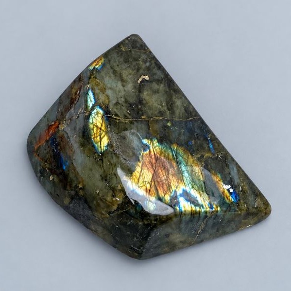 Natural Labradorite souvenir stone 14x11x5 cm ± weight 1125 g