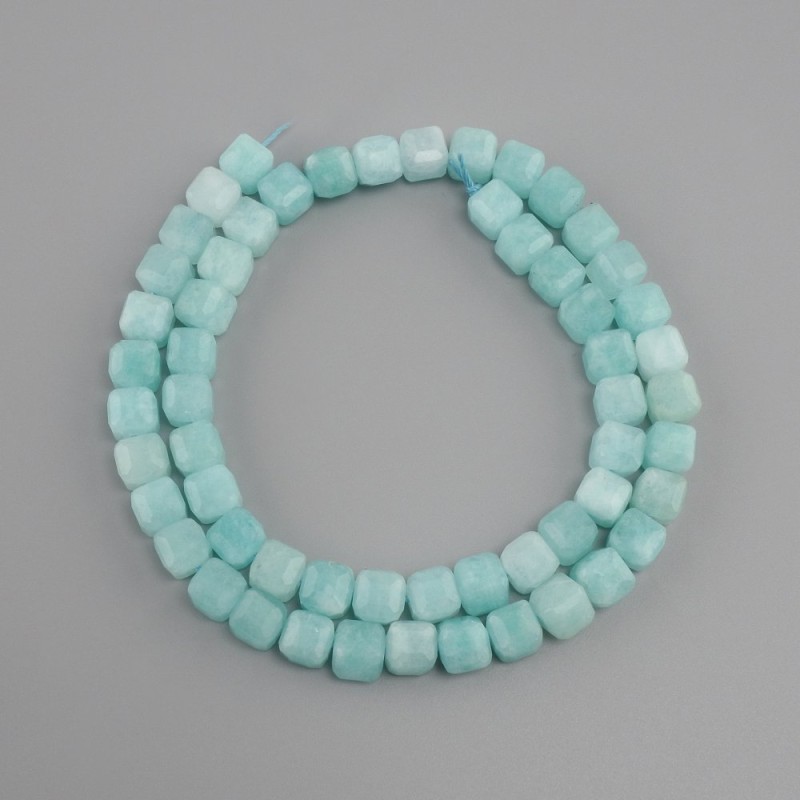 Aquamarine beads faceted cube, diameter 7x7mm+- , length 37cm+-