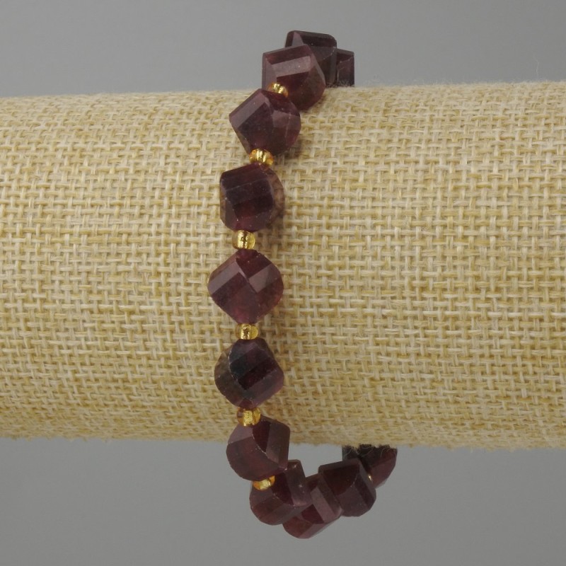 Bracelet Tourmaline Rhodolite faceted rhombus, diameter 10x8mm ± 3mm beads, length 18cm ± stretch