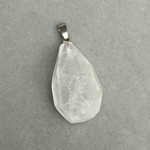 Pendant Mountain Crystal faceted drop 40x23mm ±, length 47mm +