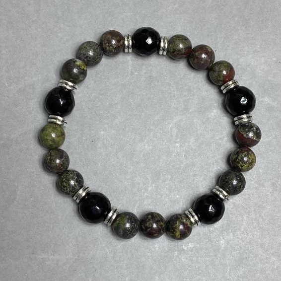 Bracelet Jasper Blood of the Dragon smooth round bead 8mm +- Agate faceted round bead 10mm +- length 18cm +- stretch