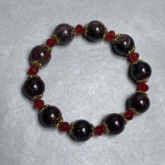 Garnet bracelet bead 13mm+- Czech crystal, length 18cm +- stretch