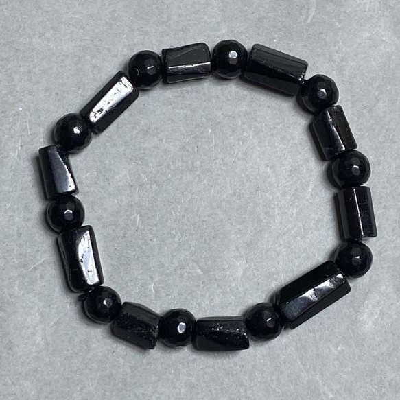 Bracelet Tourmaline Schorl processed stones, diameter 13×7mm +- Agate faceted bead 8mm+-, length 18cm +- stretch