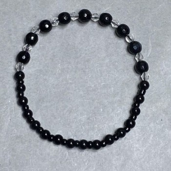 Agate bead bracelet, bead diameter 4mm+- 6mm+- seed beads 4mm+-, length 18cm +- stretch