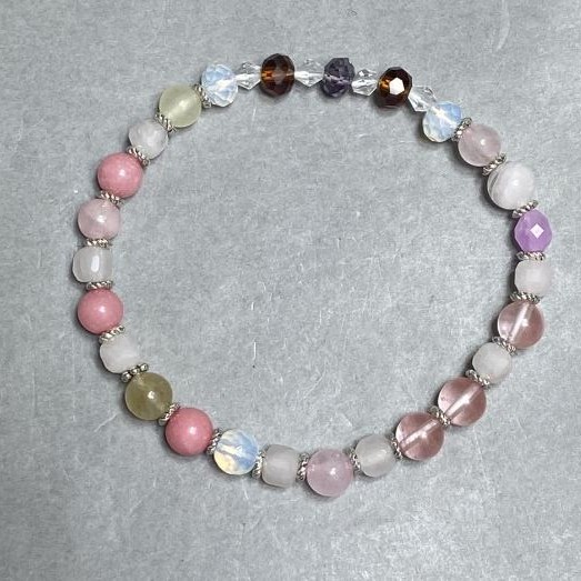 Bracelet Pink Quartz Opalite Chalcedony Bead 6mm +/-, Length 18cm +/-, Stretch