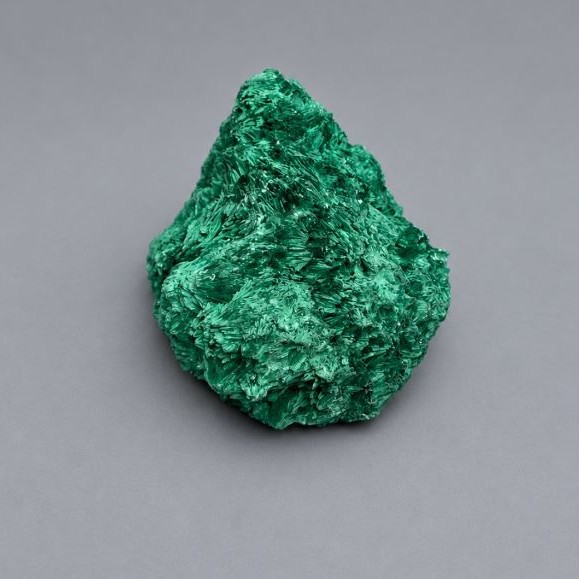 Souvenir mineral Malachite with fibrous-radial structure, weight 323 g, 62x65x48 mm+