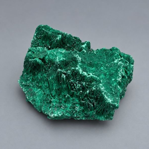 Souvenir mineral Malachite with fibrous-radial structure weight 552 grams 108x80x48 mm+