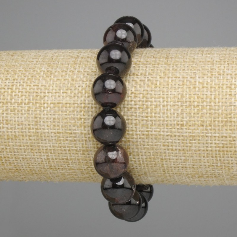 Garnet bracelet smooth round bead, diameter 13mm ±, length 18cm ± stretch