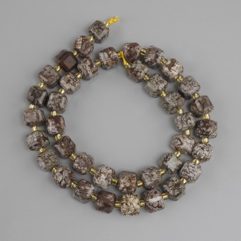 Beads Coffee Jasper faceted cube, diameter 8x8mm± seed beads 3mm±, length 38cm± on a thread