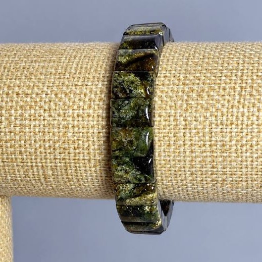 Bracelet Green Garnet Grossular Natural Stone Smooth Link, Diameter 13x9 mm ±, Length 18 cm ± stretch