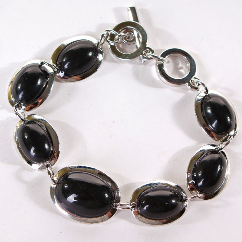 Clearance. Agate Bracelet, Smooth Setting, Oval Stone 18x22+15x20mm, Length 18-21cm