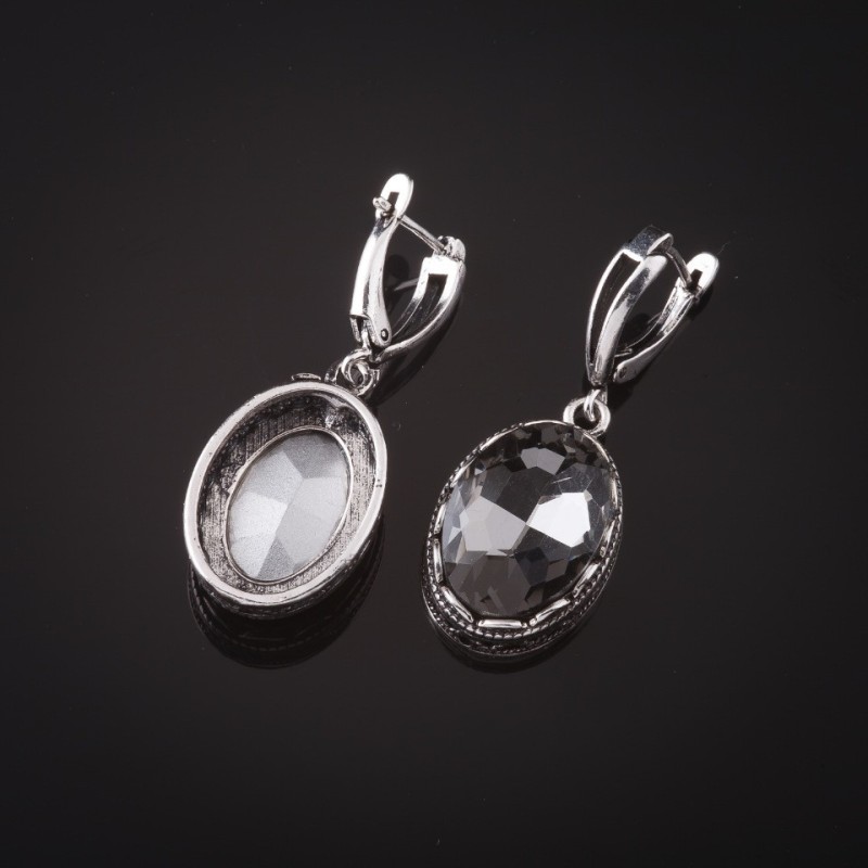 Gray Crystal Earrings, Prong Setting, Oval Stone 2 x 1.6cm, Length 4cm